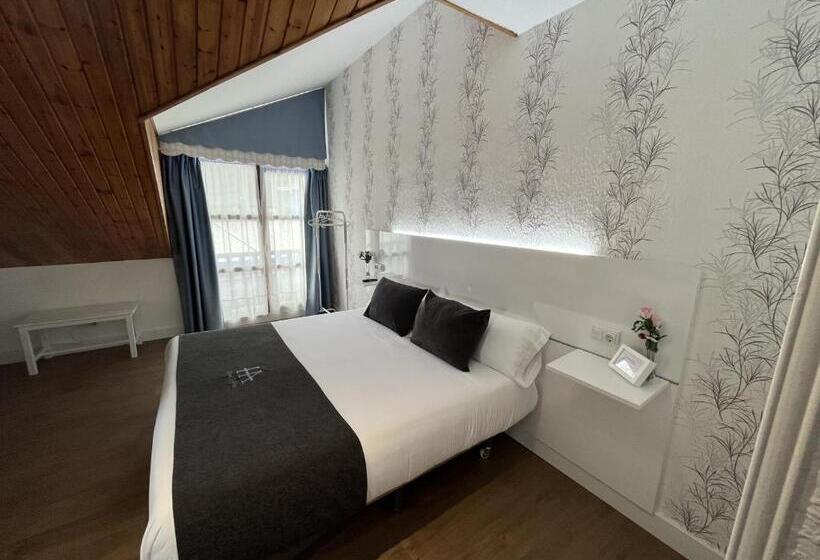 高级大房间, Avelina