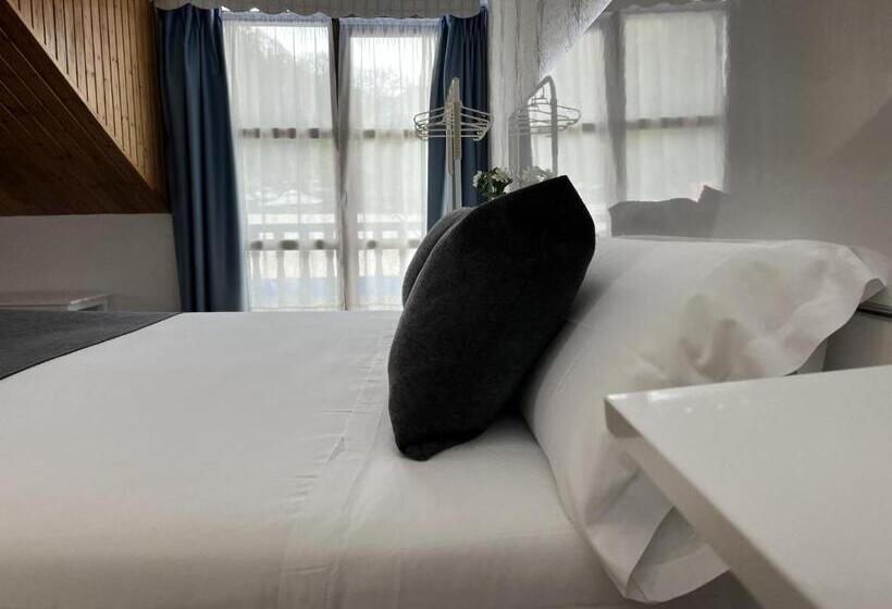 高级大房间, Avelina