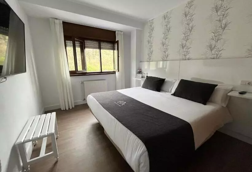 Basis Zimmer, Avelina