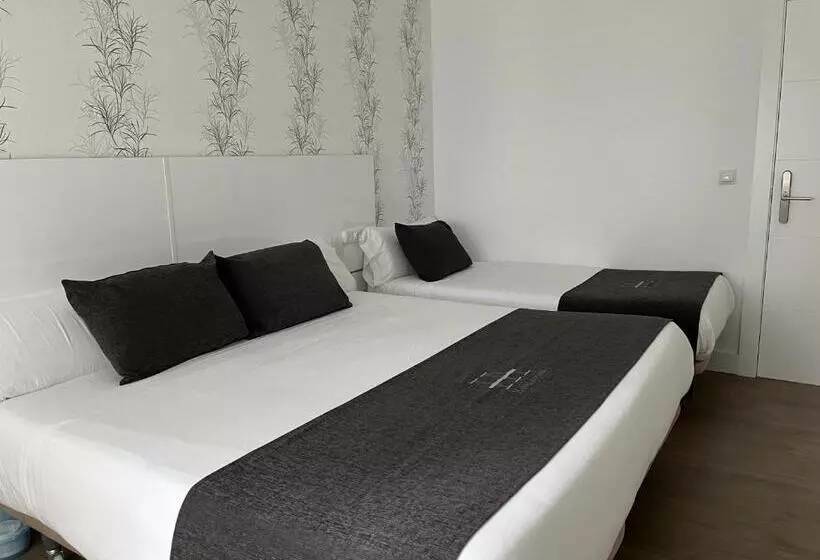 3-Bett-Standardzimmer, Avelina