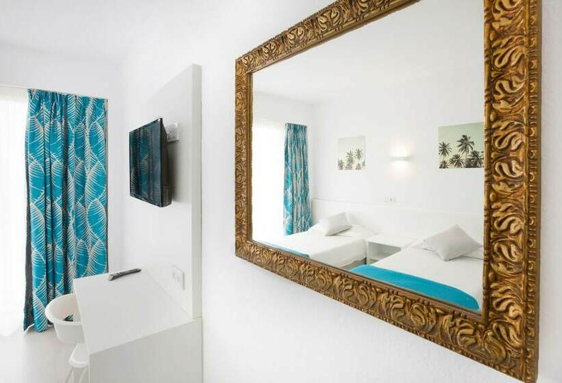 اتاق استاندارد با چشم‌انداز دریا, Bluesea Arenal Tower Adults Only