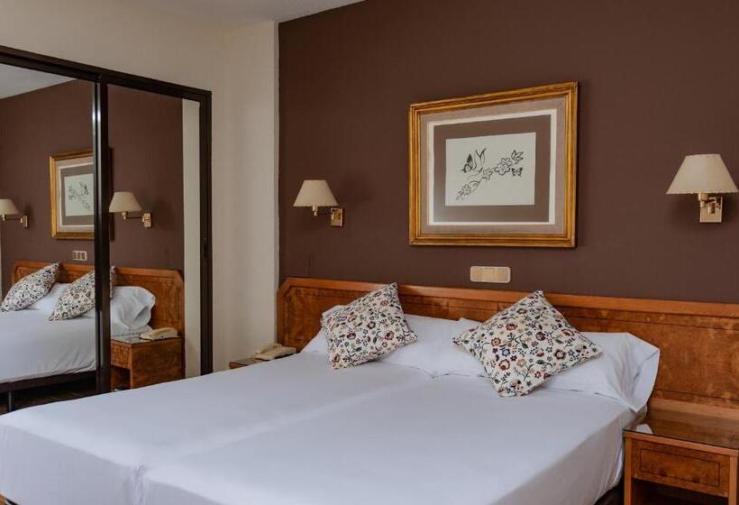 اتاق استاندارد, Don Carmelo