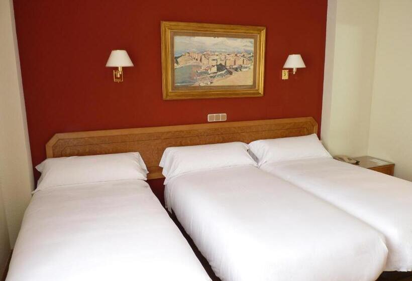 اتاق استاندارد, Don Carmelo