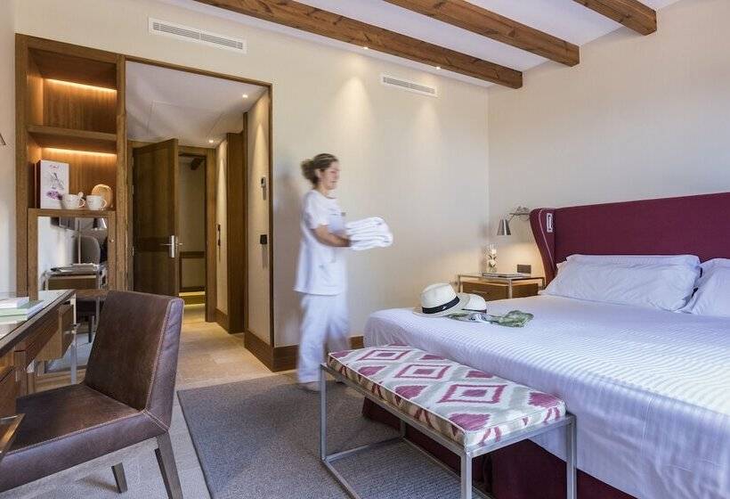 발코니 디럭스 룸, Es Moli