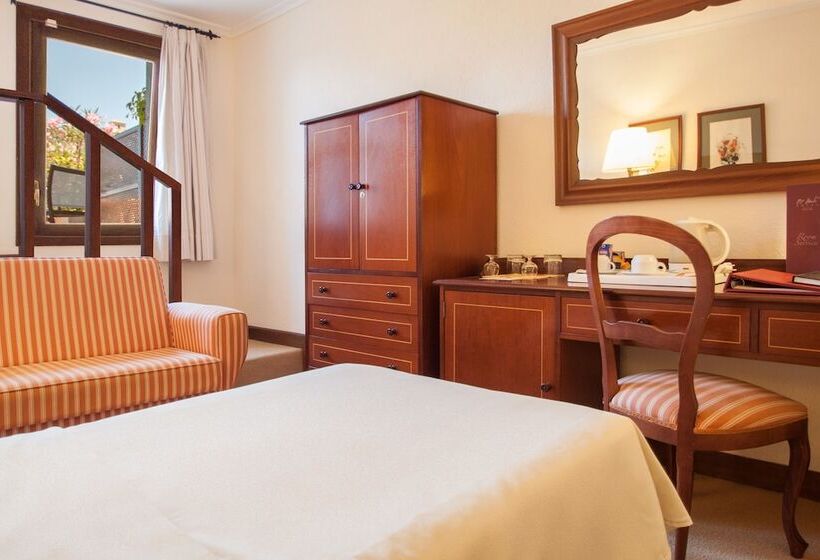 트리플 클래식 룸, Es Moli