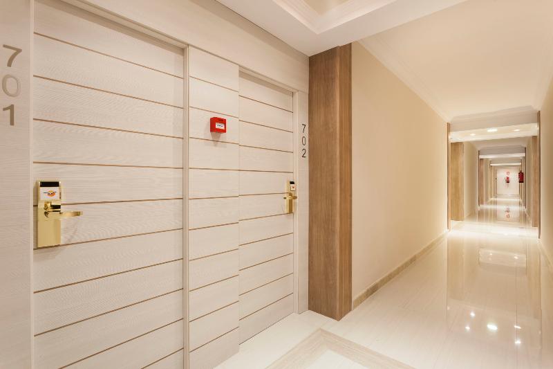 חדר סטנדרט, Globales America