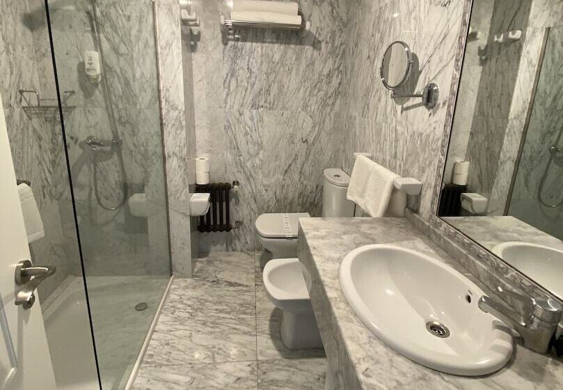 חדר סטנדרט, Silken Gran Hotel Del Sella