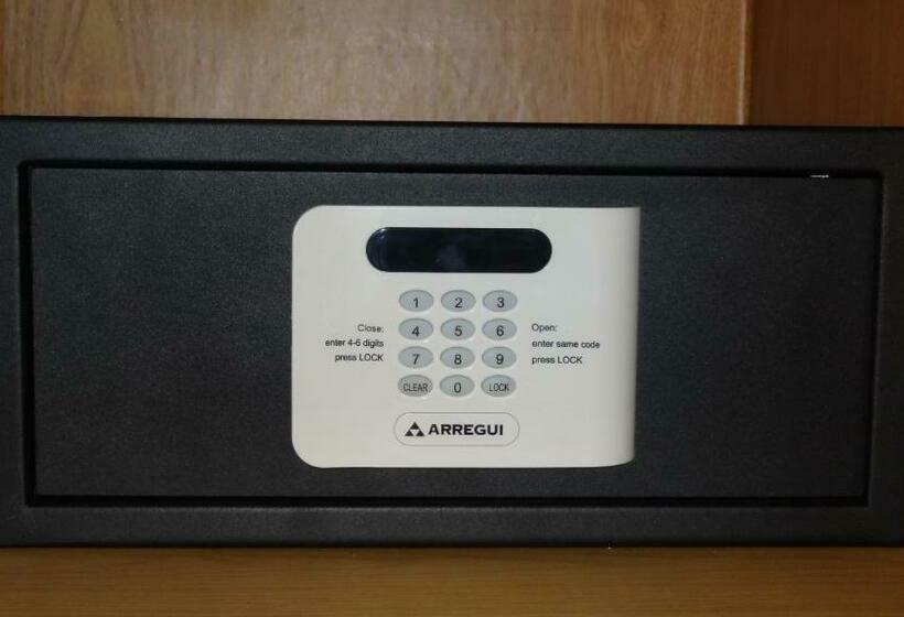 סוויטה, Hernan Cortes