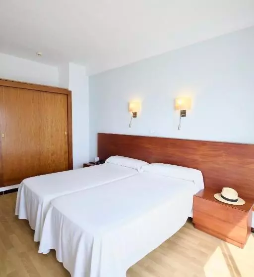 Economy Zimmer, Js Ca N Picafort