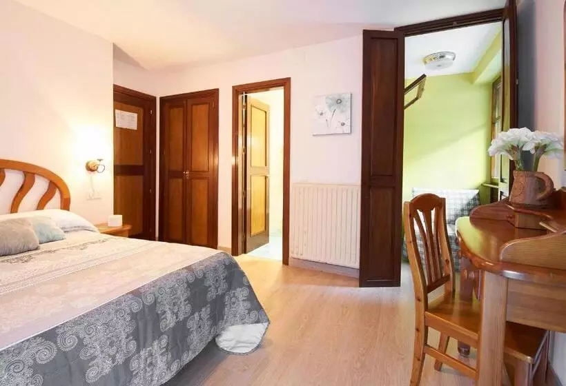 デラックスルーム, La Casona De Mestas