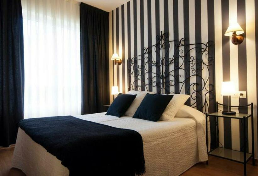 غرفة قياسية, La Farola Del Mar