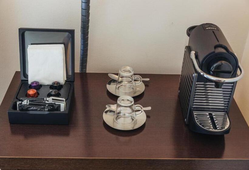 غرفة سوبيريور, La Portilla