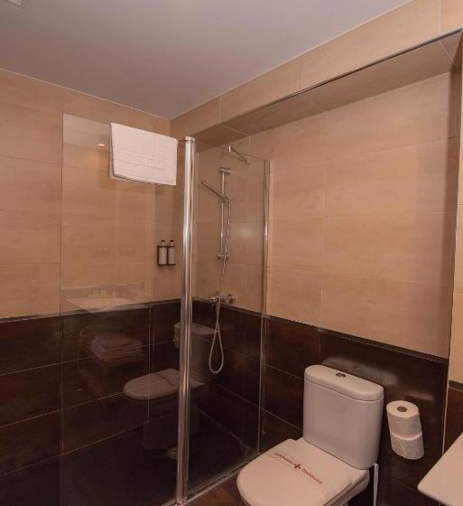 غرفة قياسية مطلّة علي البحر, La Portilla