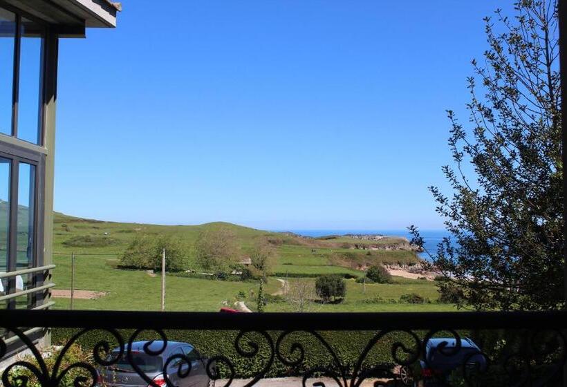 غرفة قياسية مطلّة علي البحر, La Portilla