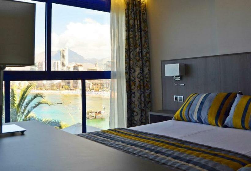 غرفة قياسية رباعية مطلة على البحر, Lido