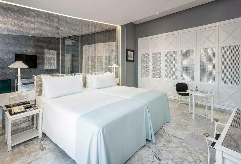 اتاق سوپریور, AZZ Merida Medea