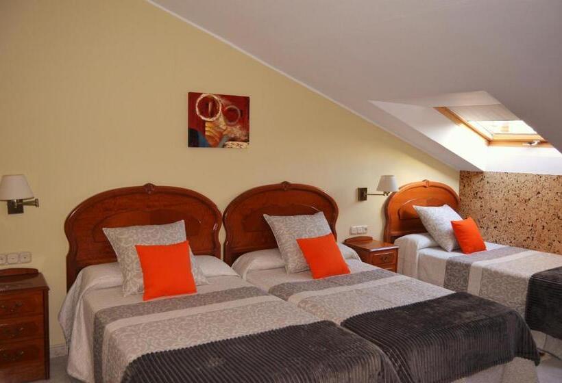 컴포트 트리플 룸, Neptuno