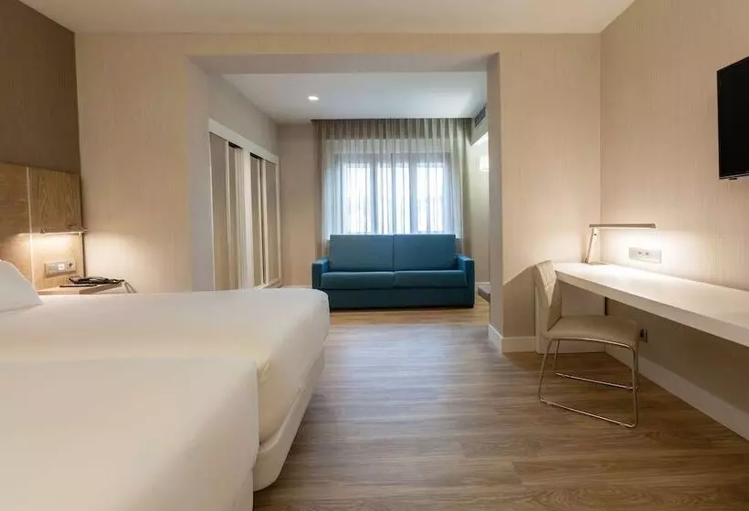 اتاق سوپریور, NH Oviedo Principado