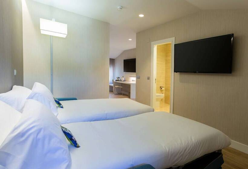 اتاق خانوادگی, NH Oviedo Principado