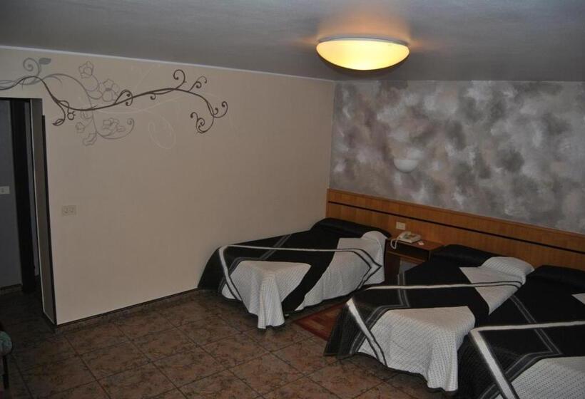 غرفة قياسية, Palacio De Los Vallados