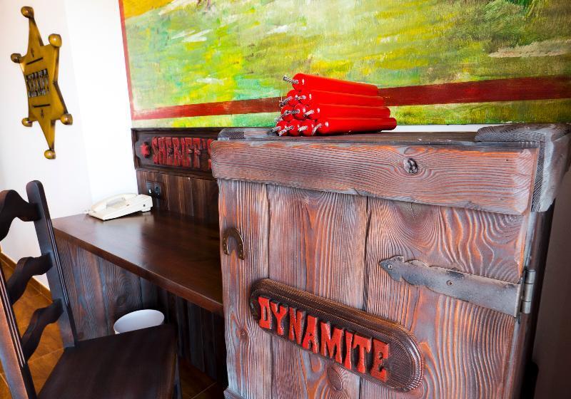 패밀리 룸, Playadulce