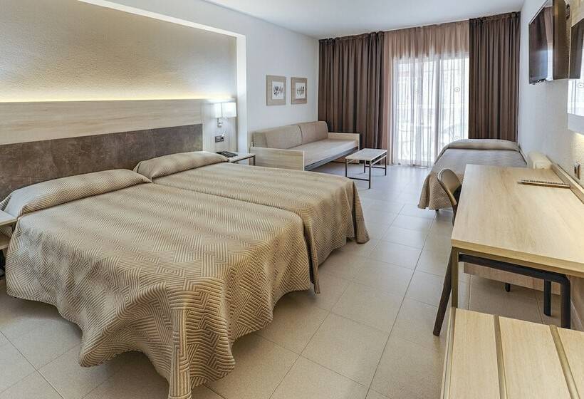 اتاق خانوادگی, Port Fiesta Park