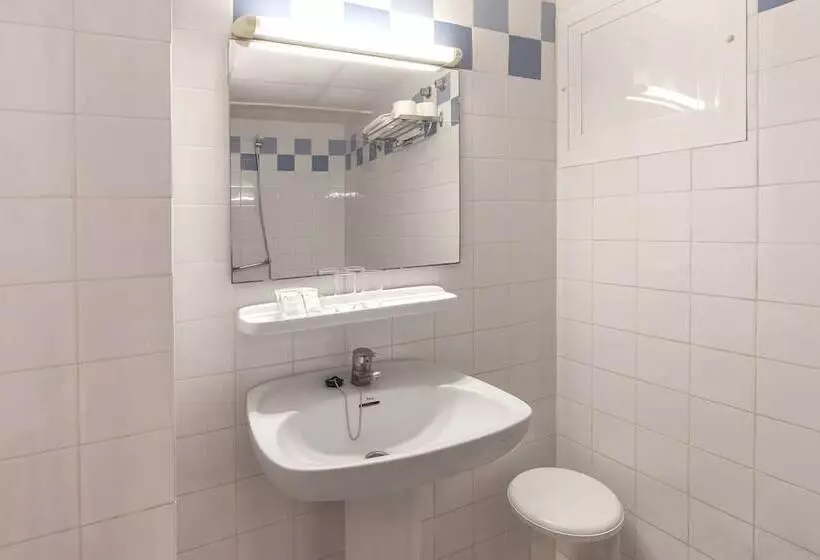 Economy-huone, Port Fiesta Park