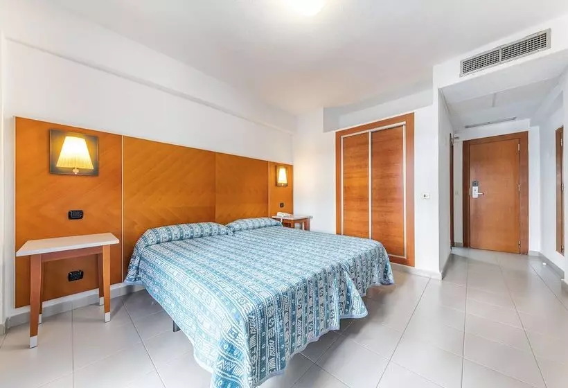 Economy Triple Room, Port Fiesta Park