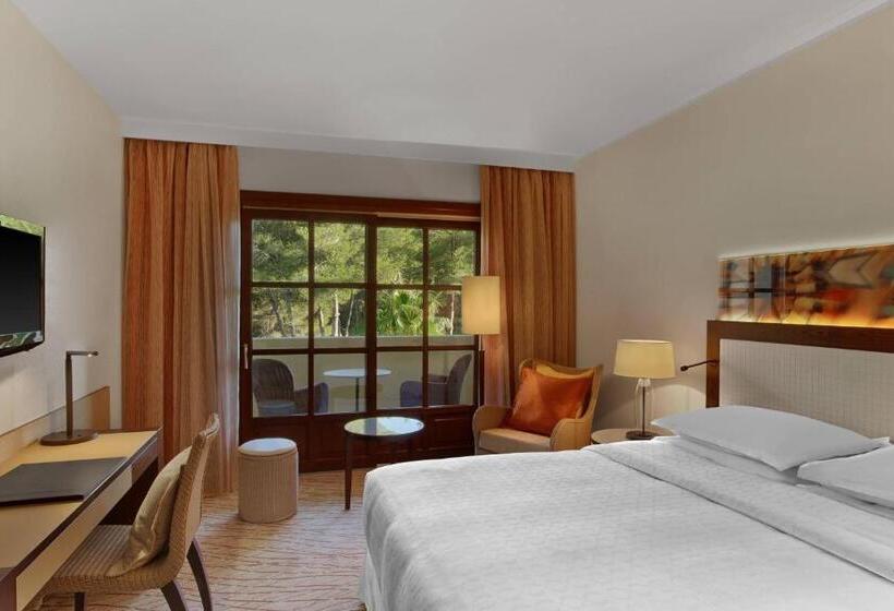 带阳台的高级房间, Sheraton Mallorca Arabella Golf