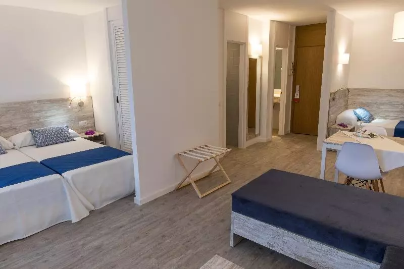 Quarto Estandar, Sultán