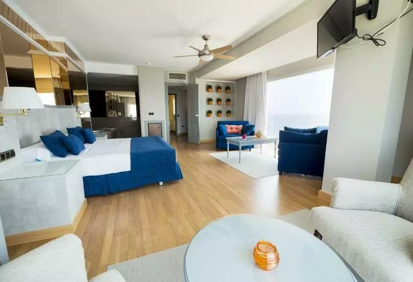 Suite Junior, Playadulce