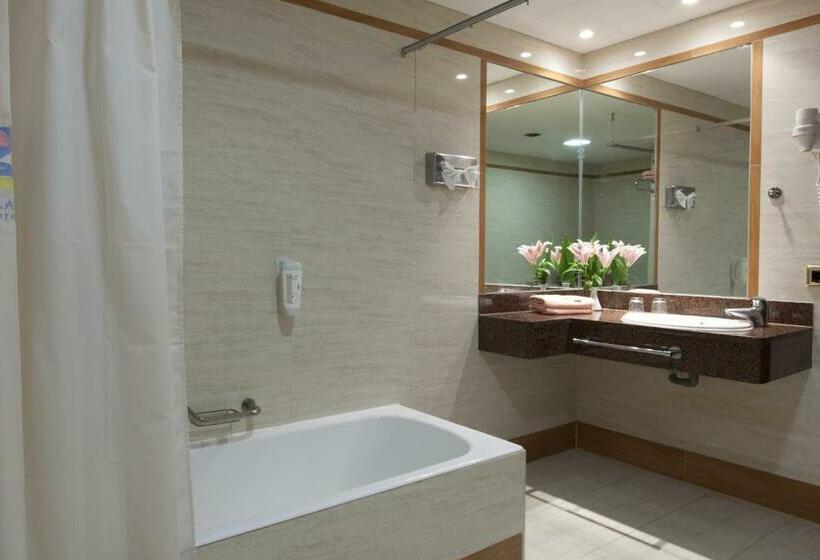 Habitación Familiar, Playadulce