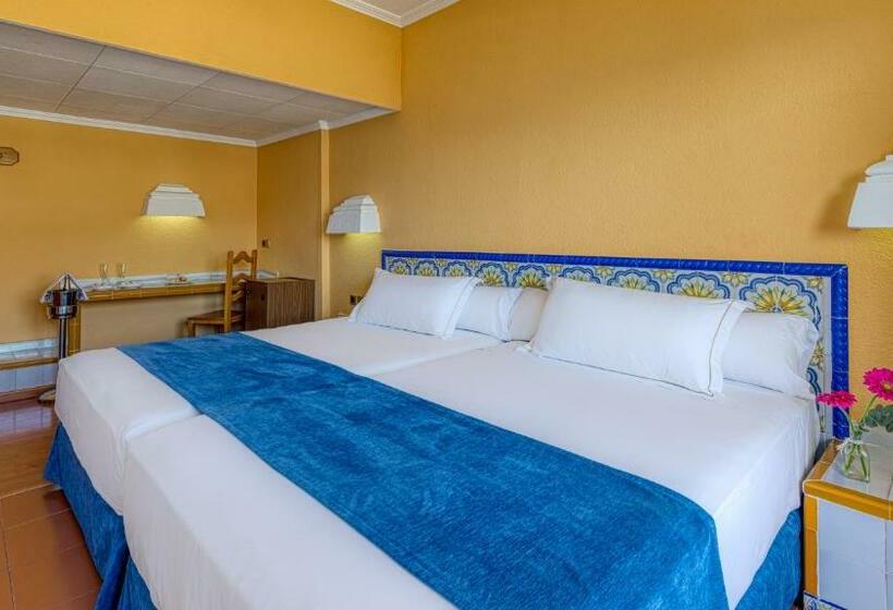 패밀리 룸, Playadulce