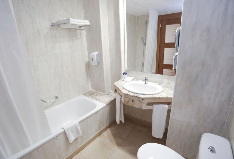 스탠다드 트리플 룸, ALEGRIA Florida Park