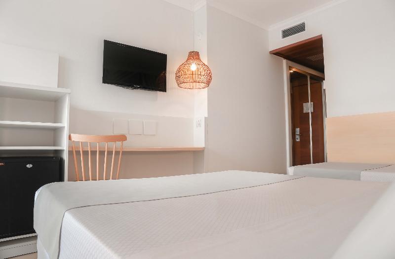 스탠다드 트리플 룸, ALEGRIA Florida Park