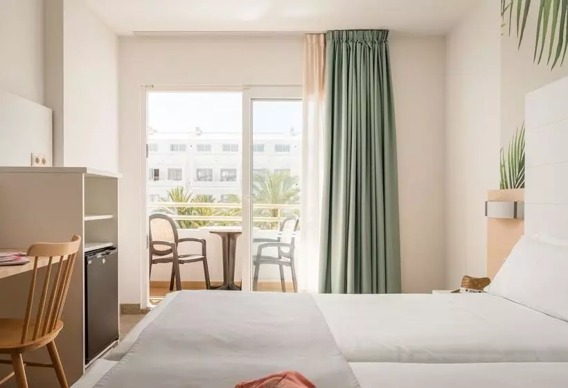 اتاق استاندارد سه تخته با چشم‌انداز, ALEGRIA Florida & Spa