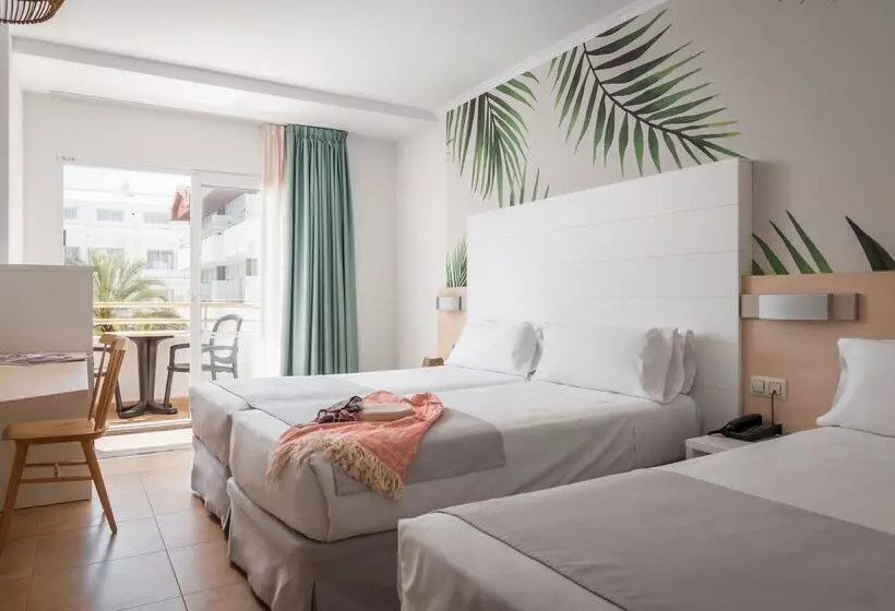 اتاق استاندارد سه تخته با چشم‌انداز, ALEGRIA Florida & Spa