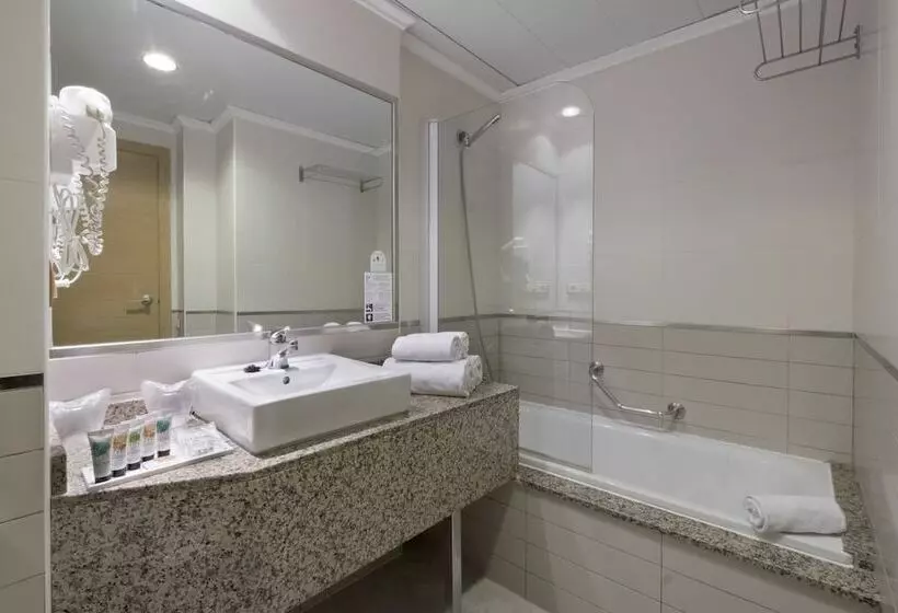 Standart Stüdyo, Bluesea Salinas