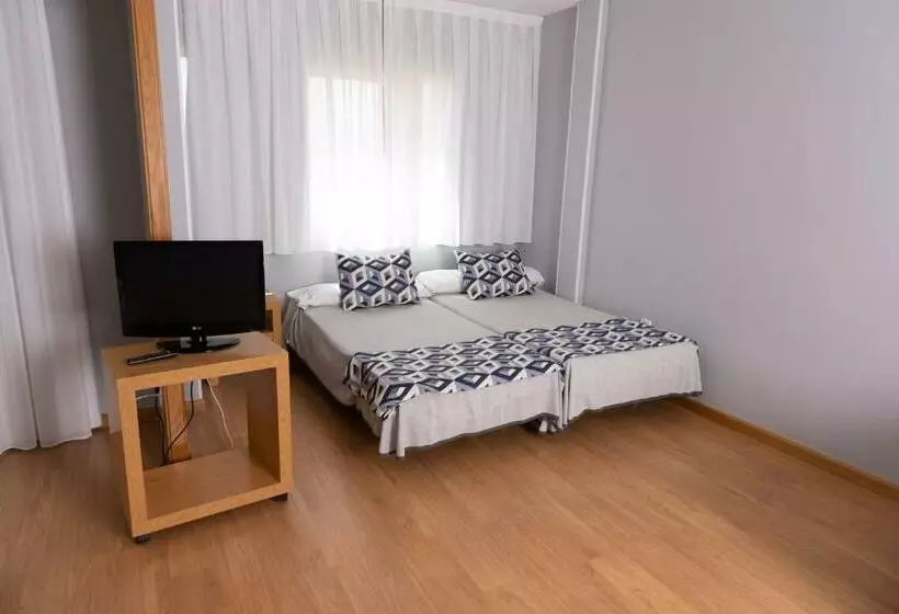 Dört Kişilik Standart Oda, Beleret