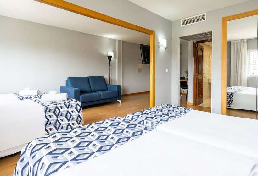 غرفة قياسية رباعية, Beleret