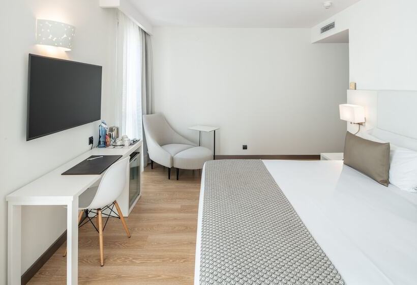 Номер Superior, Catalonia Bristol