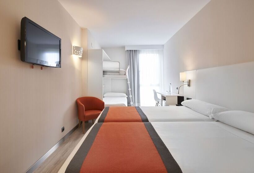 Семейный Номер, Catalonia Bristol