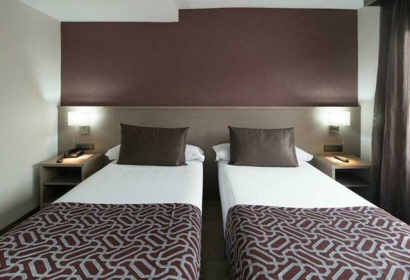 Номер Премиум, Catalonia Park Guell