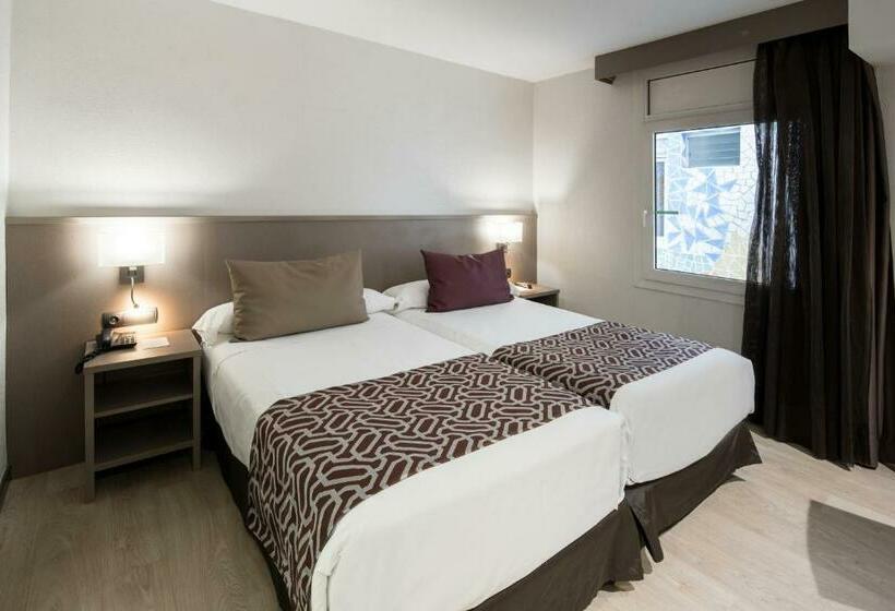 Номер Премиум, Catalonia Park Guell