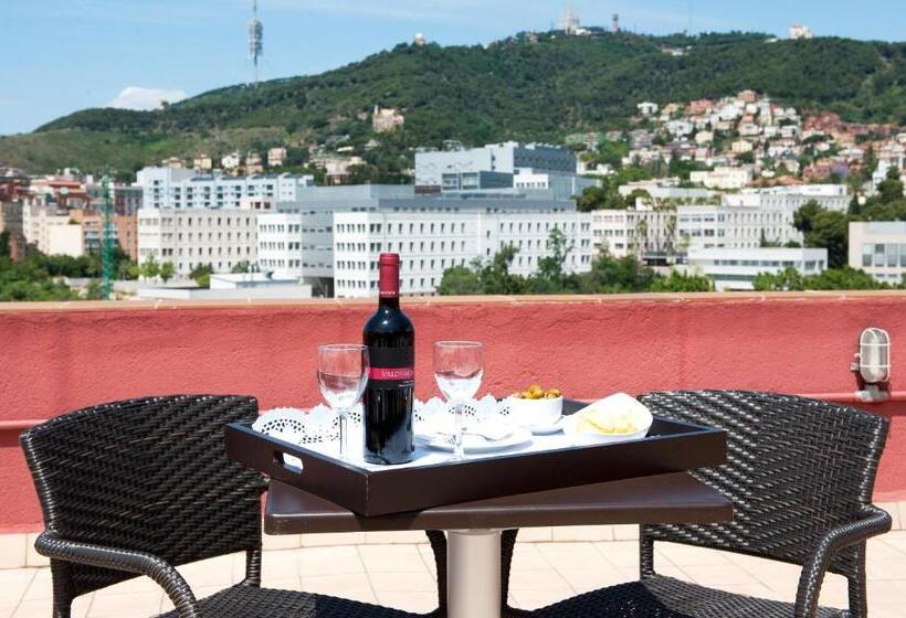 Premium room with terrace, Catalonia Park Guell