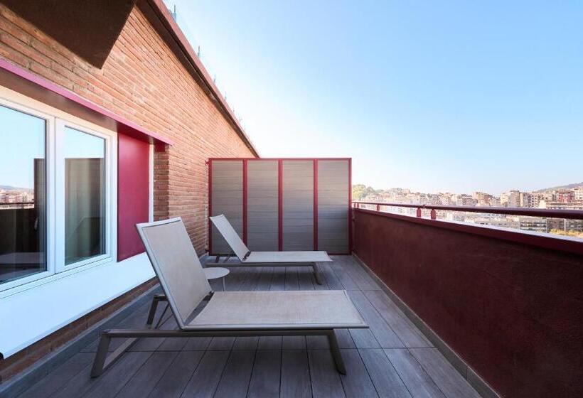 Premium room with terrace, Catalonia Park Guell