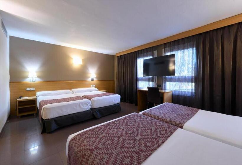 Семейный Номер, Catalonia Park Guell