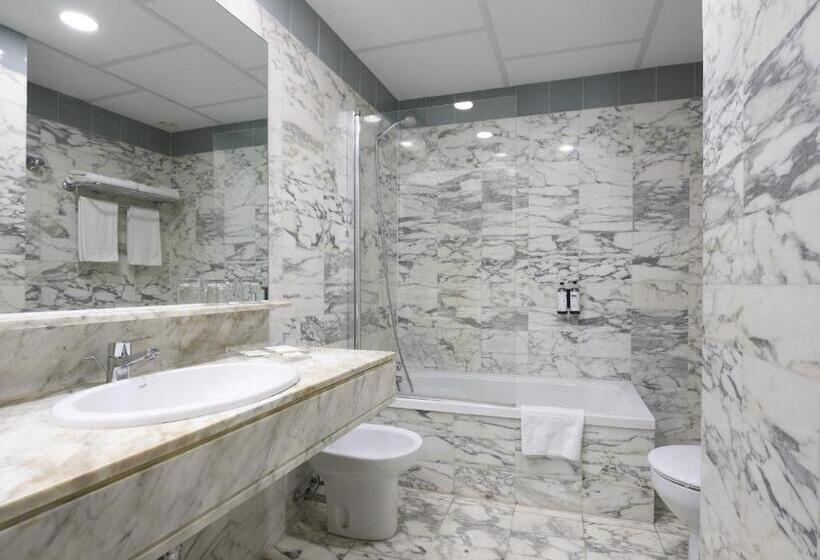 Номер Стандарт Индивидуальный, Catalonia Sagrada Familia