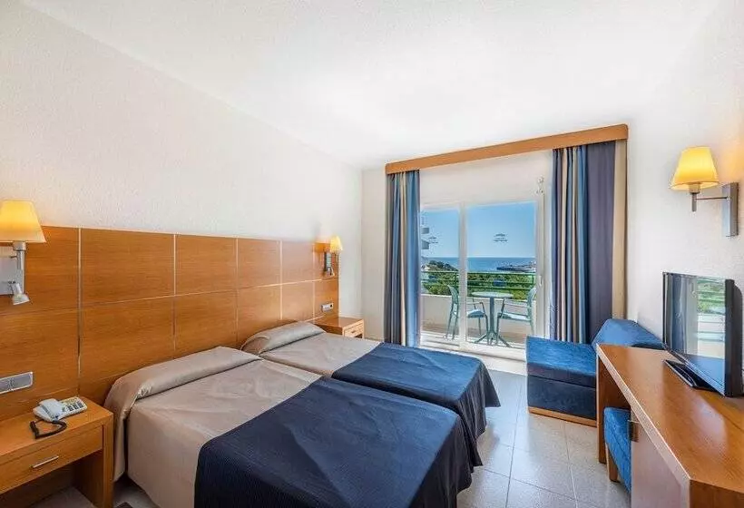 اتاق اساندارد با چشم‌انداز جانبی به دریا, Grupotel Cala Marsal Nature