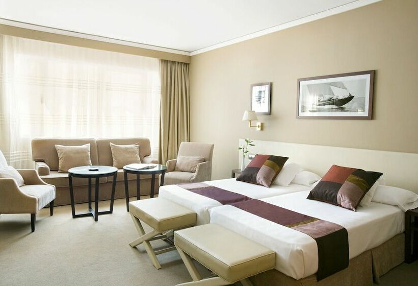 غرفة قياسية, Conqueridor